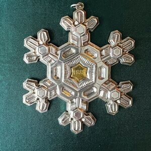 Gorham Sterling Christmas Snowflake 1988 . Gold filled year mark .